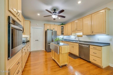 This custom-built, one-story brick home is designed to steal - photo 12