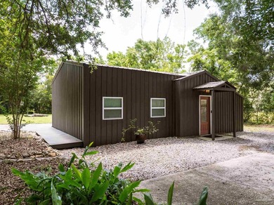 The Perfect Fully Furnished Week-End Getaway or separate but - photo 1
