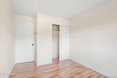 Beautiful, light-filled upper-floor 2-bedroom, 2 full bath unit