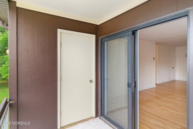 Beautiful, light-filled upper-floor 2-bedroom, 2 full bath unit