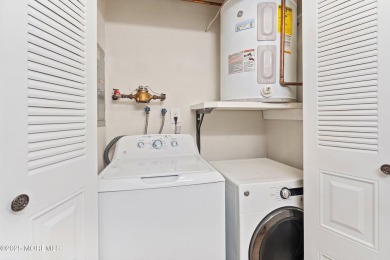 Beautiful, light-filled upper-floor 2-bedroom, 2 full bath unit