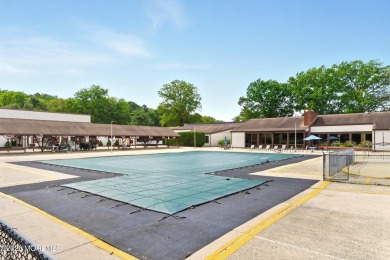 Beautiful, light-filled upper-floor 2-bedroom, 2 full bath unit