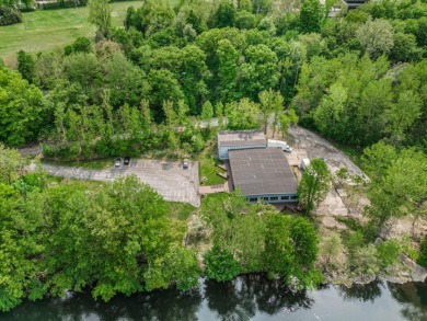 High-Visibility Mixed-Use/Lite-Industrial Property! - photo 21