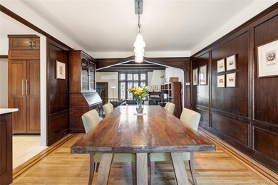 Welcome home to this beautiful Wolosoff Brothers Townhome on - photo 6