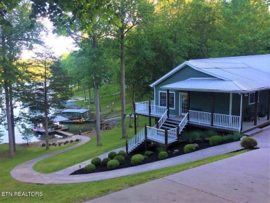 Lake Home For Sale in Lafollette, Tennessee