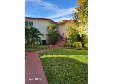 (private lake, pond, coastal) Condo Active Under Contract in North Miami Beach Florida