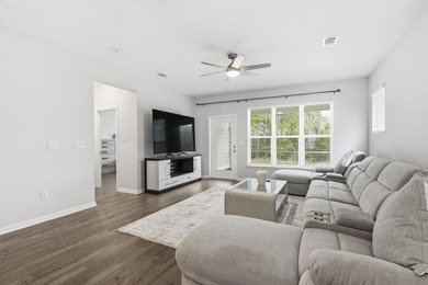 This popular Beazer Hickory model, built in April 2025, offers a - photo 15