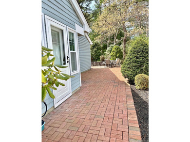 Available - Buyer backed out! Welcome to 155 Glen Drive - a - photo 15