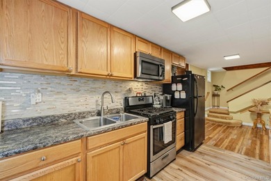 Welcome to 17 Dock Road, where thoughtful renovations, flexible - photo 28