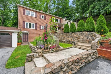 Welcome to 17 Dock Road, where thoughtful renovations, flexible - photo 36