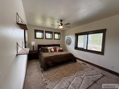 Nestled within the highly desirable Silverhawk Subdivision, this - photo 8