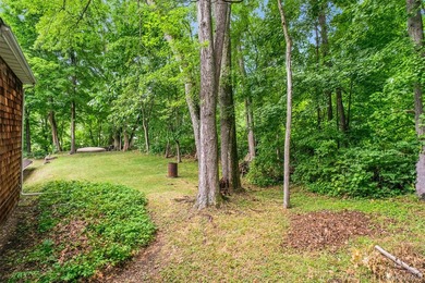 Welcome to 17 Dock Road, where thoughtful renovations, flexible - photo 44