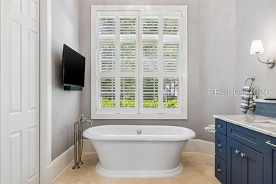 A refined luxury residence in Colleton River Club offering - photo 50