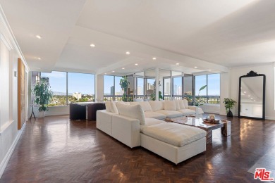 Lake Condo For Sale in Los Angeles, California