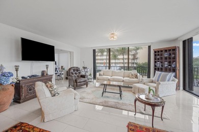 Bright and Spacious 3 Bed 3.5 Bath Condo in Oceanfront Boutique - photo 11
