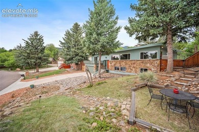Welcome to this exceptional 5-bedroom, 3-bathroom home in Skyway - photo 48