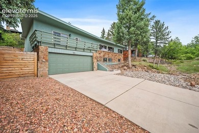 Welcome to this exceptional 5-bedroom, 3-bathroom home in Skyway - photo 49