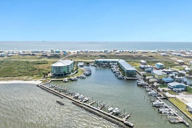 Top-Floor Waterfront Condo with Deeded Boat Slip and Stunning - photo 2