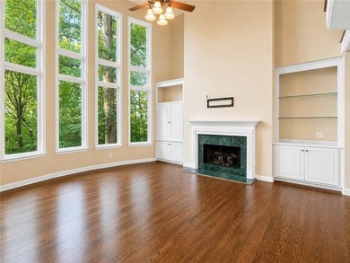 Welcome to this beautifully updated 6-bedroom, 4-bathroom home - photo 3