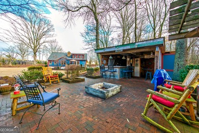 Lake Lanier Home For Sale in Gainesville Georgia