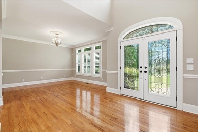 Welcome to this elegant Southern estate situated on a pristine - photo 14