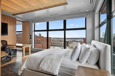 Welcome to The Penthouse on CongressaEUR*an incredible