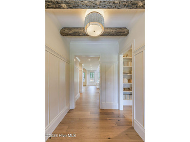 Exceptional new construction offering a refined blend of luxury - photo 3