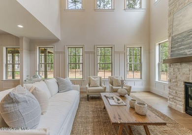 Exceptional new construction offering a refined blend of luxury - photo 8