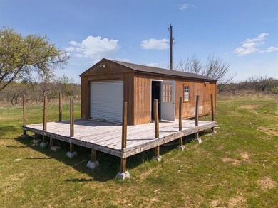 (private lake, pond, creek) Acreage For Sale in Jacksboro Texas