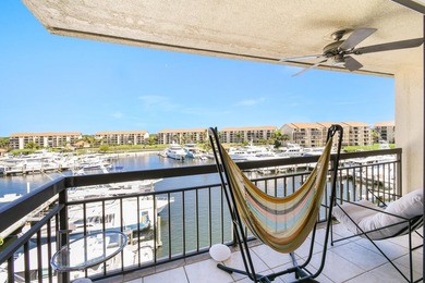 Elevate your lifestyle in this spectacular, fully renovated - photo 34