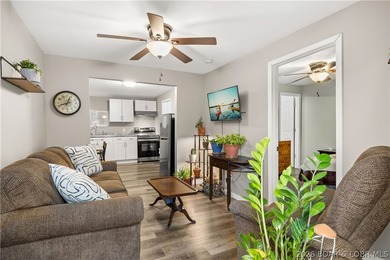 Welcome to the perfect blend of modern living and industrial - photo 6
