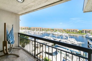 Elevate your lifestyle in this spectacular, fully renovated - photo 38