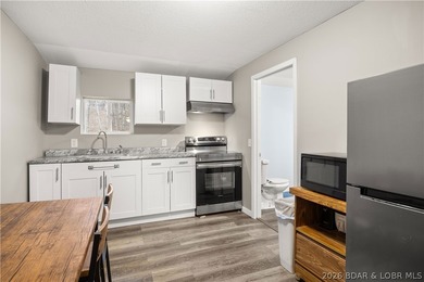 Welcome to the perfect blend of modern living and industrial - photo 9