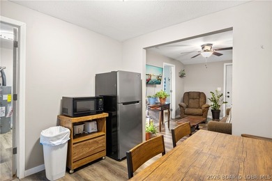 Welcome to the perfect blend of modern living and industrial - photo 10
