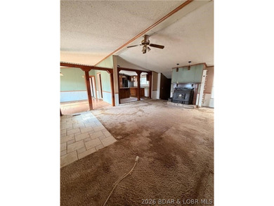 Spacious 5-bedroom, 3-bath home offering approximately 2,792 sq - photo 6