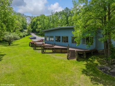 High-Visibility Mixed-Use/Lite-Industrial Property! - photo 14