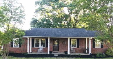 Lake Home For Sale in Anderson, South Carolina
