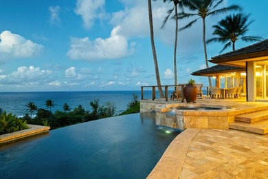 An elegant modern oceanview estate in Anini Vista on the North - photo 15