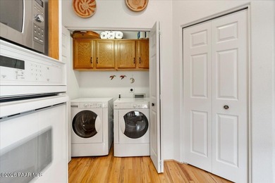 Come see this amazing view home with 3 bedrooms and 2 bathrooms