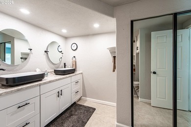 Turnkey remodeled manufactured home in Greentrees East Village - photo 23