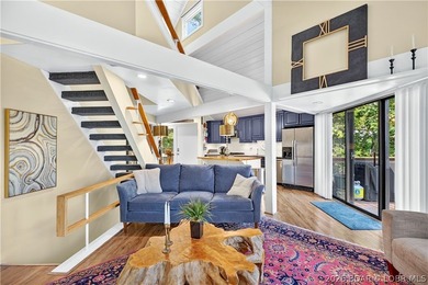 Distinctive architecture meets effortless lake living in this - photo 24