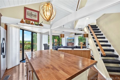 Distinctive architecture meets effortless lake living in this - photo 27