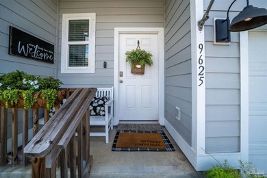 Attention Investors-Turnkey rental available now in a gated - photo 3