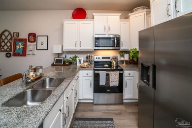 Attention Investors-Turnkey rental available now in a gated - photo 7