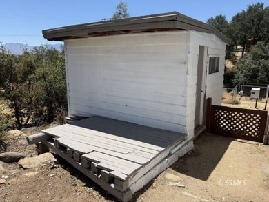 Freshly Remodeled and Ready to Impress! This Beautifully Updated - photo 25