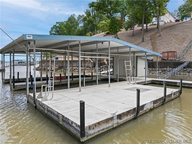 Custom built Home with great Lake View. Covered Porch has Entry - photo 3