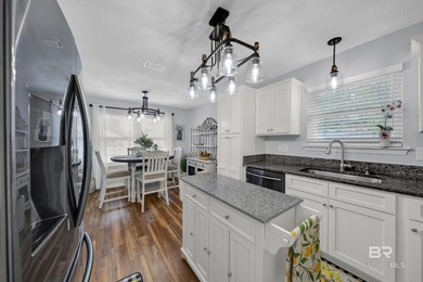 Welcome to your immaculate, turn-key oasis perfectly situated in - photo 12