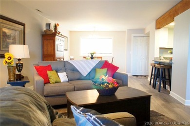 No other complex has all of the amenities as the KNOLLS. Indoor - photo 7