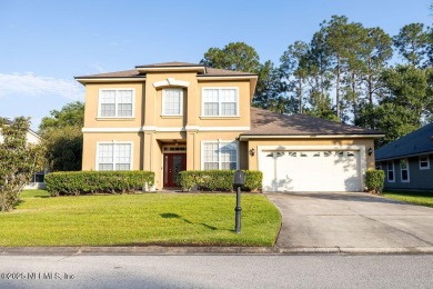 Lake Ridge Home For Sale in Fleming Island Florida