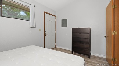Experience effortless lake living in this turnkey 1-bedroom - photo 5